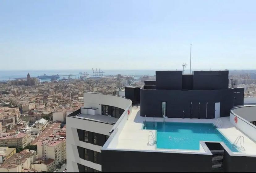 Urban Sky Views Over Malaga Bagian luar foto